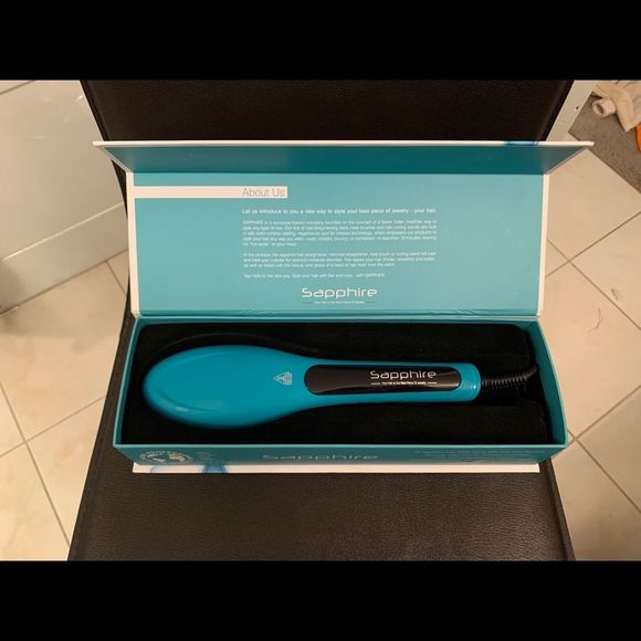 Sapphire Heat Brush Salon Hair Straightener! - Picture 1 of 5